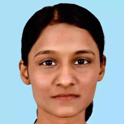 വി​ദ്യാ​ര്‍ഥി​നി കു​ഴ​ഞ്ഞു​വീ​ണ് മ​രി​ച്ചു