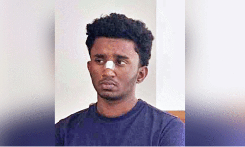 പൂ​ക്കോ​ട് മോ​ഡ​ൽ വി​ചാ​ര​ണ​യും മ​ർ​ദ​ന​വും കൊ​യി​ലാ​ണ്ടി​യി​ലും