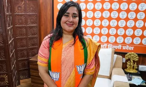 ‘ഇതാണ് കുടുംബാധിപത്യം’: സുഷമ സ്വരാജിന്റെ മകളെ സ്ഥാനാർഥിയാക്കിയതിനെതിരെ പരിഹാസവുമായി പ്രതിപക്ഷം