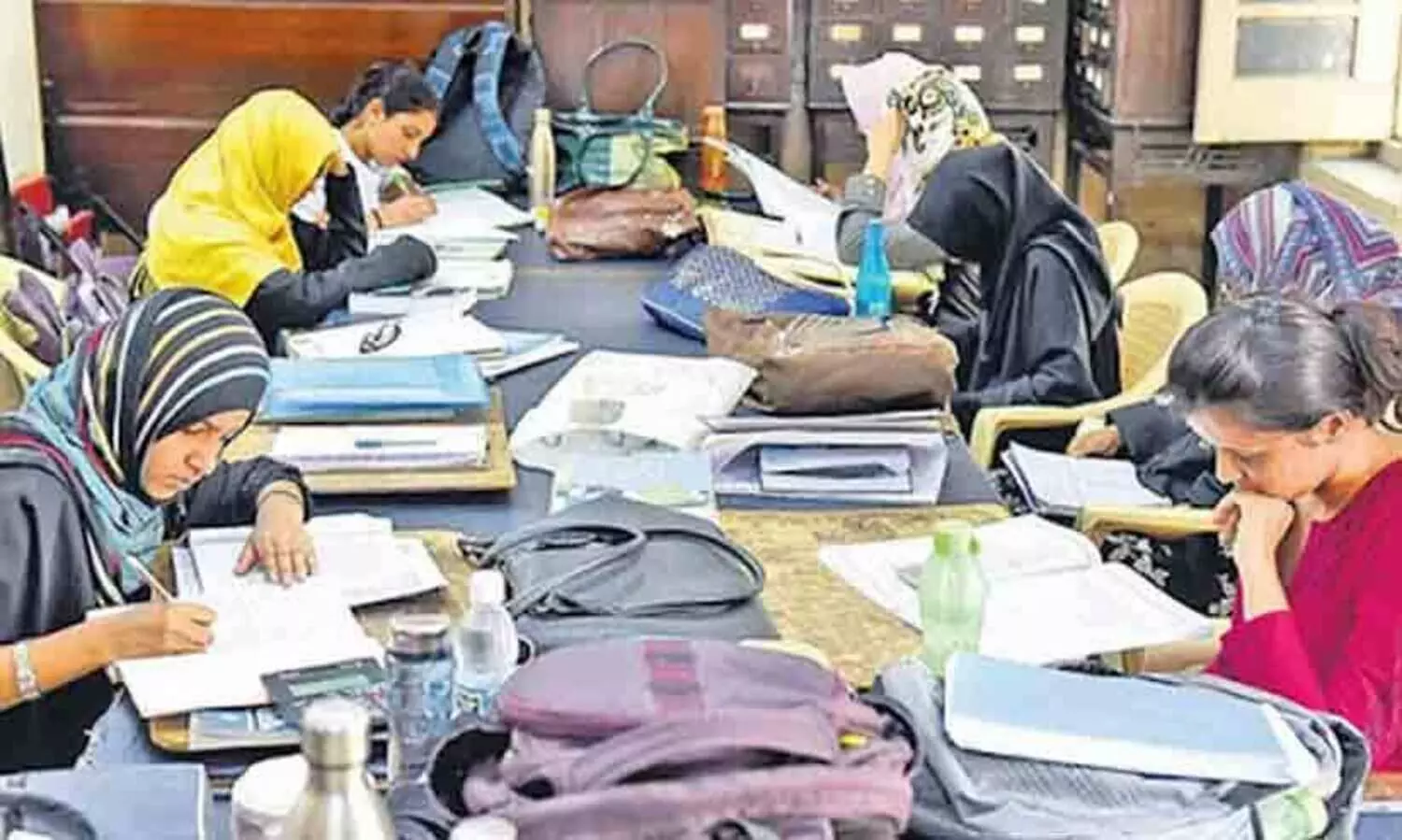 കൂടുതൽ മുസ്‍ലിം വിദ്യാർഥികൾ ഉന്നത വിദ്യാഭ്യാസം തേടുന്നത് ദക്ഷിണേന്ത്യയിൽ നിന്ന്; പട്ടികയിൽ യു.പിയും ഹരിയാനയും രാജസ്ഥാനും പിന്നിൽ