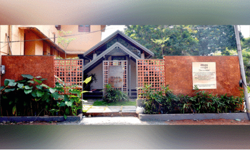 ammothottil at beach hospital