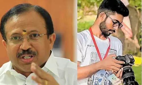 സിദ്ധാർഥന്റെ മരണത്തിൽ അന്വേഷണം നിഷ്പക്ഷമായി പോകുമെന്ന് മാതാപിതാക്കളുടെ മുഖത്ത് നോക്കി മുഖ്യമന്ത്രിക്ക് പറയാനാവില്ലെന്ന് വി. മുരളീധരൻ