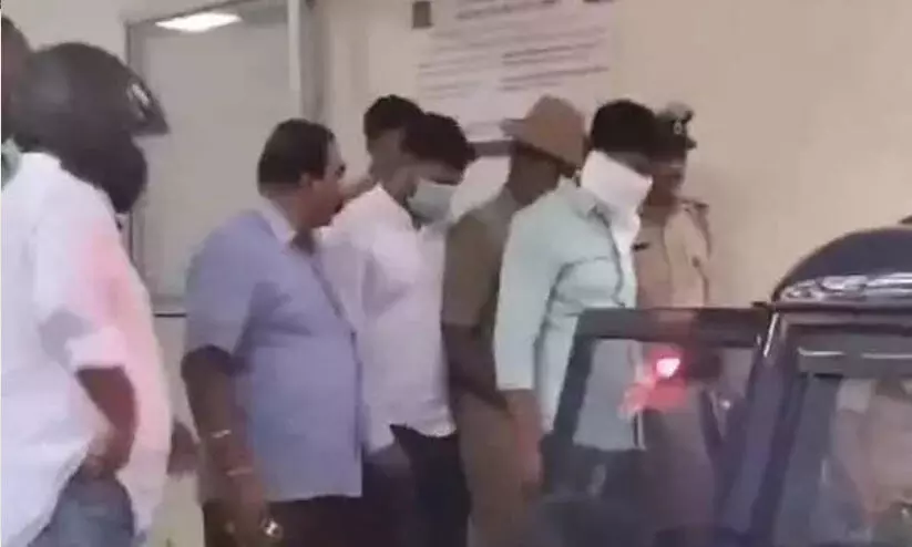 വിധാൻ സൗധയിലെ പാക് അനുകൂല മുദ്രാവാക്യം: പ്രതികളെ വീണ്ടും കോടതിയിൽ ഹാജരാക്കി വിധാൻ സൗധയിലെ പാക് അനുകൂല മുദ്രാവാക്യം: പ്രതികളെ വീണ്ടും കോടതിയിൽ ഹാജരാക്കി