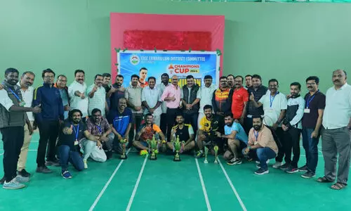 ഒ.​ഐ.​സി.​സി എ​റ​ണാ​കു​ളം ജി​ല്ല ബാ​ഡ്മി​ന്റ​ൺ ടൂ​ർ​ണ​മെ​ന്റ്