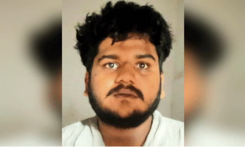 ആ​രോ​മ​ൽ