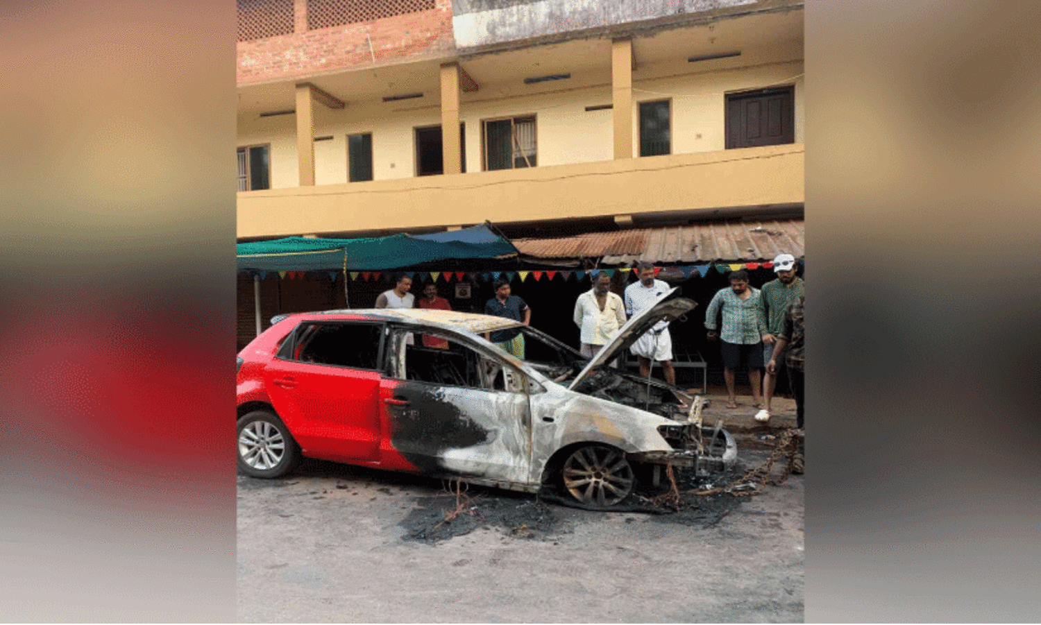 ഓടുന്ന കാറിന് തീപിടിച്ചു; യാത്രികർക്ക് അത്ഭുത രക്ഷപ്പെടൽ