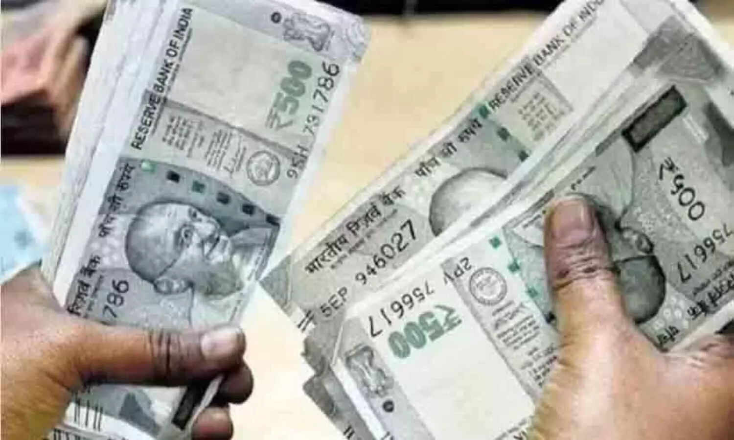 കേന്ദ്രസർക്കാർ ജീവനക്കാരുടെ ഡി.എ വർധിപ്പിച്ചേക്കും