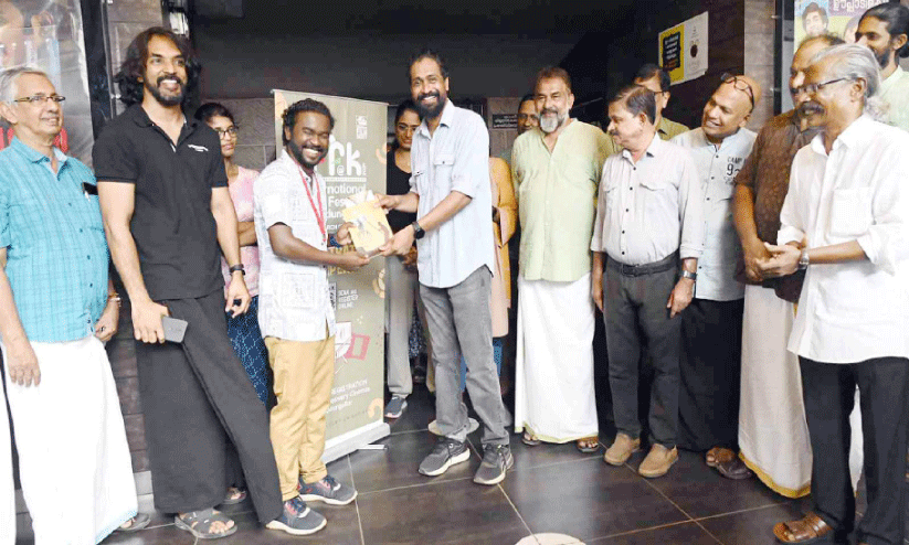 കൊ​ടു​ങ്ങ​ല്ലൂ​രി​ൽ ലോ​ക സി​നി​മ​യു​ടെ ഉ​ത്സ​വ​ത്തി​ന് ഇന്ന് തി​രി​തെ​ളി​യും