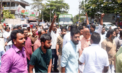 കർഷകന്‍റെ മരണം; പ്രതിഷേധാഗ്നി