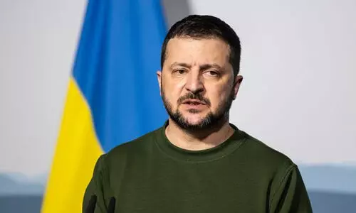 സെലൻസ്കിയുടെ വാഹനവ്യൂഹത്തിന് സമീപം റഷ്യൻ ആക്രമണം