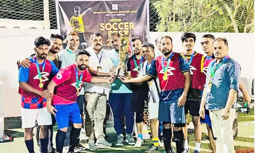 പു​ളി​ക്ക​ൽ കെ.​എം.​സി.​സി സോ​ക്ക​ർ ഫെ​സ്റ്റ്; കൊ​ട്ട​പ്പു​റം ജേ​താ​ക്ക​ൾ