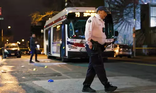 ഫിലാഡൽഫിയയിൽ ബസുകൾക്കു നേരെ വെടിവെപ്പ്: എട്ടു പേർക്ക് പരിക്കേറ്റു