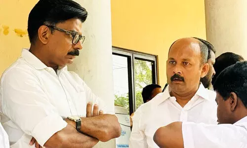 പ്രതിഷേധ കേസ്: മാത്യു കുഴൽനാടനും മുഹമ്മദ് ഷിയാസും സ്​റ്റേഷനിൽ ഹാജരായില്ല