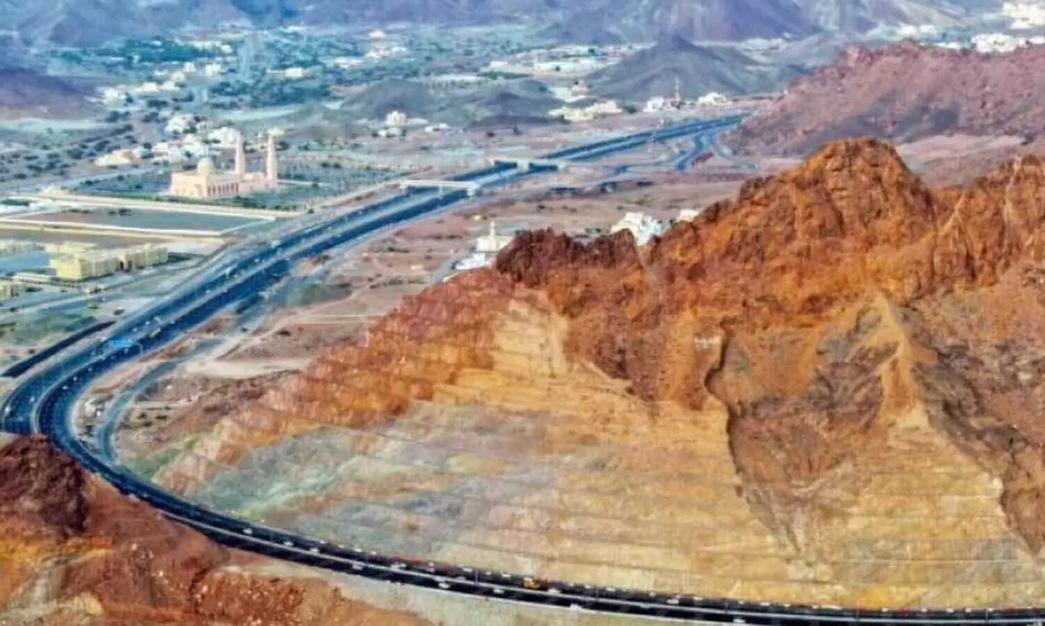 റു​സൈ​ൽ-​ബി​ദ്​​ബി​ദ്​ റോ​ഡ്