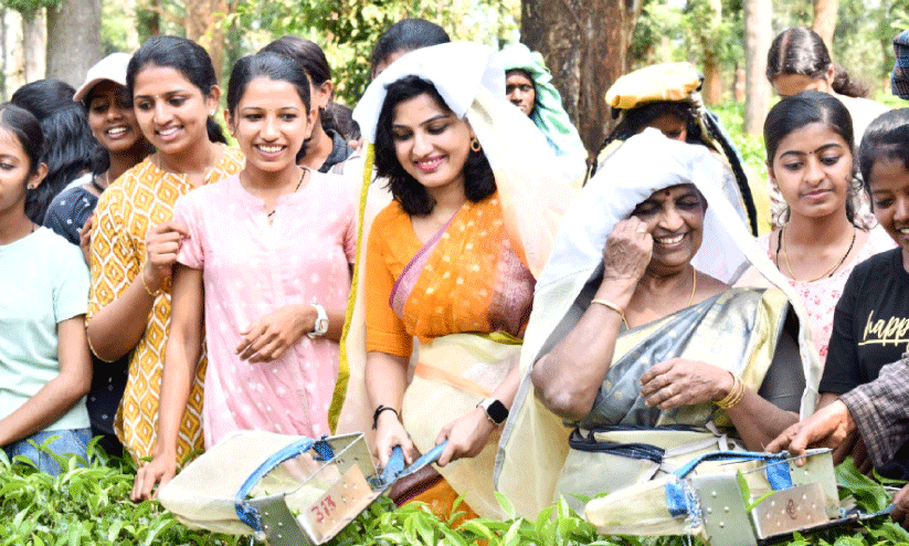 collector inaugrates penperuma program