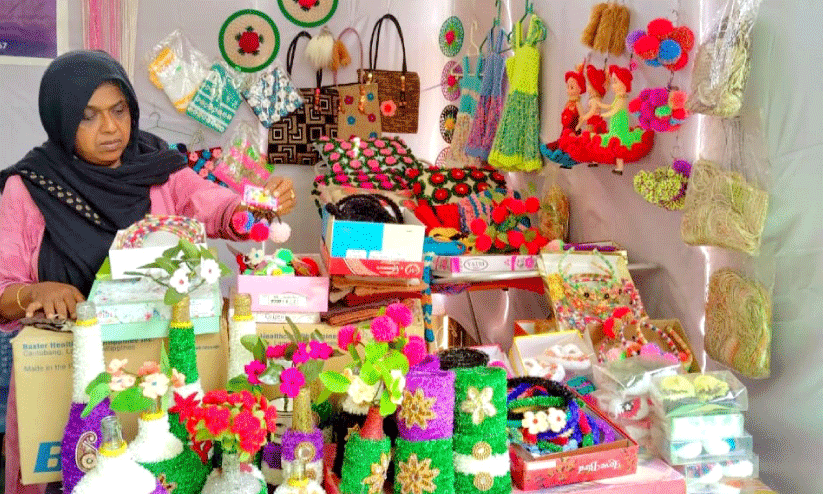 afsath with handicrafts afsath with handicrafts