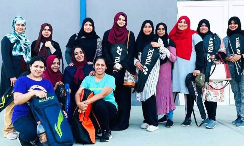 badminton lovers team badminton lovers team