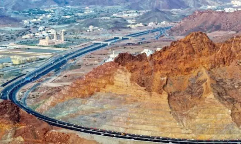 റു​സൈ​ൽ-​ബി​ദ്​​ബി​ദ്​ റോ​ഡ്