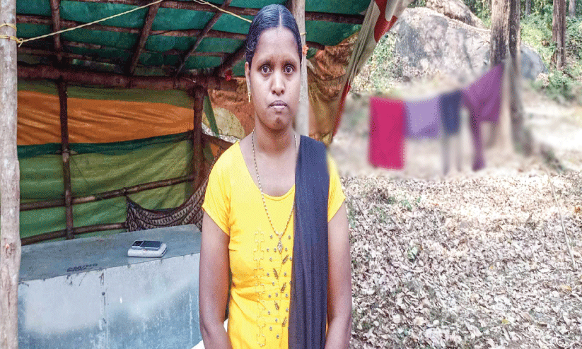 സ്വന്തം വീടിനായുള്ള ഗീതയുടെ പോരാട്ടത്തിന് 10 വർഷം സ്വന്തം വീടിനായുള്ള ഗീതയുടെ പോരാട്ടത്തിന് 10 വർഷം