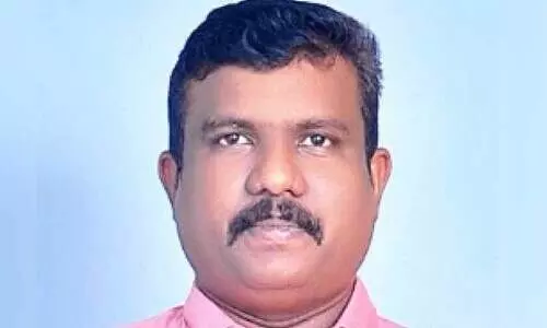 മു​രു​ക​ൻ