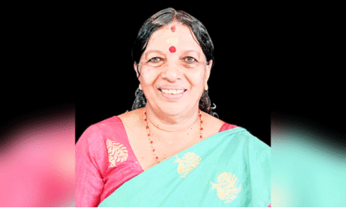 ര​ത്ന​മ്മ ശ​ശി​കു​മാ​ർ