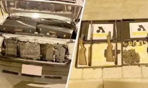 തോ​ക്കു​ക​ളും വെ​ടി​യു​ണ്ട​ക​ളും