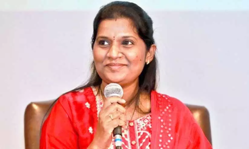 ഇ​ന്ദി​ര ഈ​ഗ​ള​പ​തി