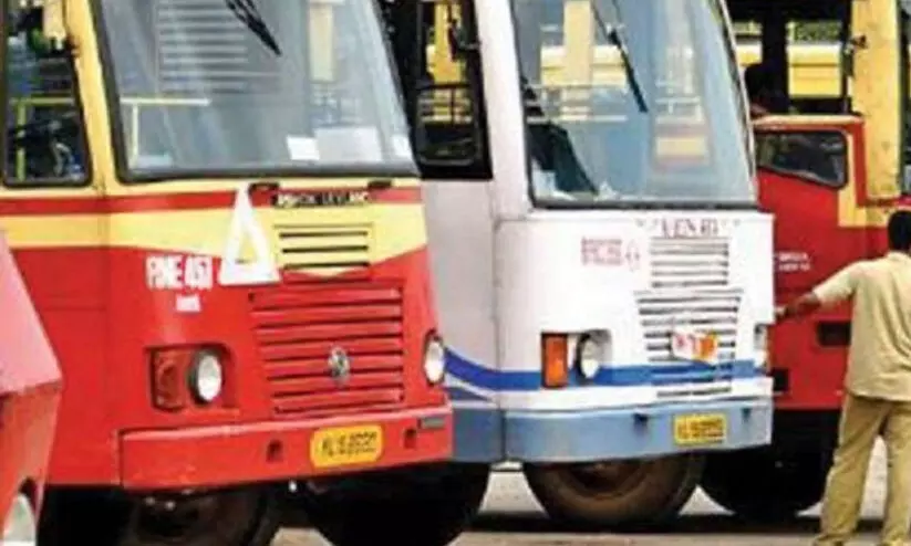 വിദ്യാർഥികൾ മരിച്ച സംഭവം; കെ.എസ്.ആർ.ടി.സി ഡ്രൈവറെ സർവിസിൽനിന്ന് പിരിച്ചുവിട്ടു വിദ്യാർഥികൾ മരിച്ച സംഭവം; കെ.എസ്.ആർ.ടി.സി ഡ്രൈവറെ സർവിസിൽനിന്ന് പിരിച്ചുവിട്ടു