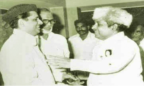 ലോ​ക്സ​ഭ​യി​ലേ​ക്ക് ശി​ഹാ​ബ് ത​ങ്ങ​ളു​ടെ പ​ത്രി​ക