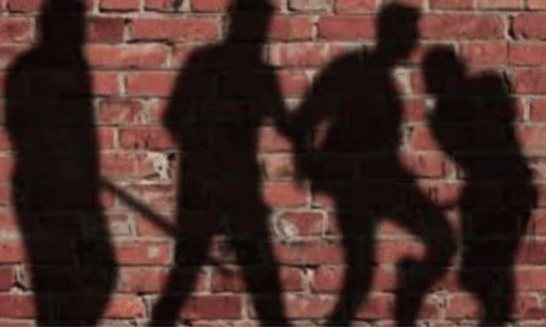 ഒന്നാം വർഷ വിദ്യാർഥികൾക്ക് സീനിയർ വിദ്യാർഥികളുടെ മർദനം