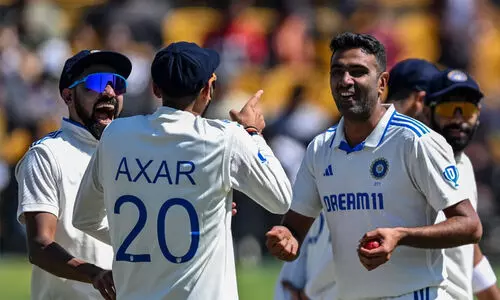 സ്പിൻ ചുഴിയിൽ ഇംഗ്ലണ്ട് ചാരം; ഇന്ത്യക്ക് ഇന്നിങ്സ് ജയം