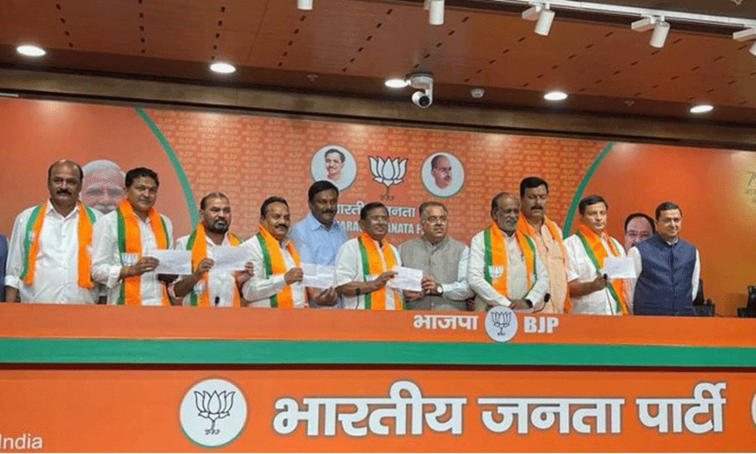 BRS leaders joins bjp