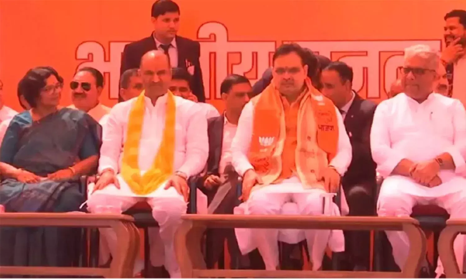 രാജസ്ഥാനിൽ രണ്ട് മുൻ മന്ത്രിമാരടക്കം കോൺഗ്രസ് നേതാക്കൾ ബി.ജെപിയിൽ