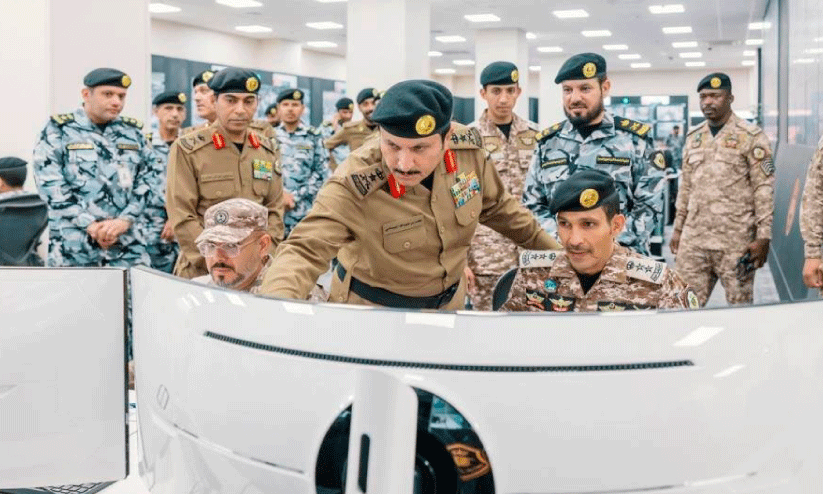 ഹറമിലെ സുരക്ഷ, ട്രാഫിക് ഒരുക്കം പൊതുസുരക്ഷ മേധാവി ലെഫ്റ്റനന്റ് ജനറൽ മുഹമ്മദ് ബിൻ അബ്ദുല്ല അൽബസ്സാമി പരിശോധിക്കുന്നു ഹറമിലെ സുരക്ഷ, ട്രാഫിക് ഒരുക്കം പൊതുസുരക്ഷ മേധാവി ലെഫ്റ്റനന്റ് ജനറൽ മുഹമ്മദ് ബിൻ അബ്ദുല്ല അൽബസ്സാമി പരിശോധിക്കുന്നു