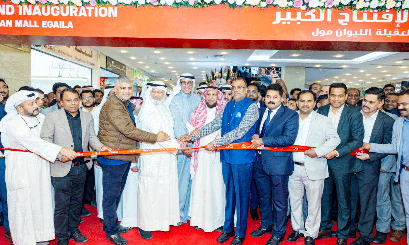 inaugrating 40 th outlet of grand hyper market
