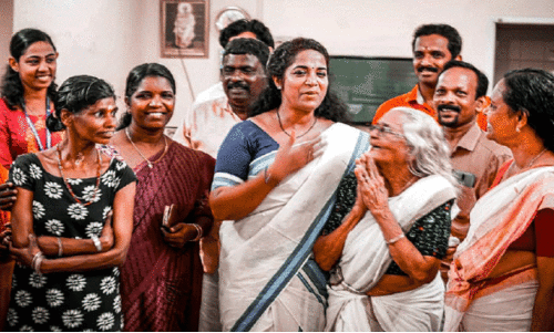 പ്രചാരണച്ചൂടേറുന്നു; ഗോദയിൽ സജീവമായി മുന്നണികൾ