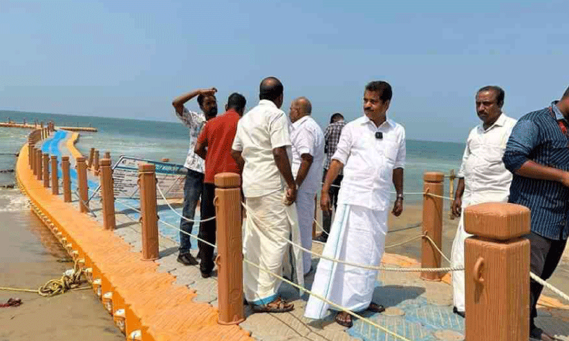 Adoor prakash MP visiting varkkala floating bridge
