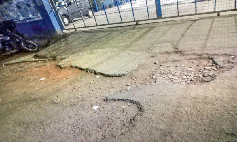 അടൂർ ജനറൽ ആശുപത്രിയിൽ എത്തുന്ന രോഗികൾക്ക് ദുരിതം