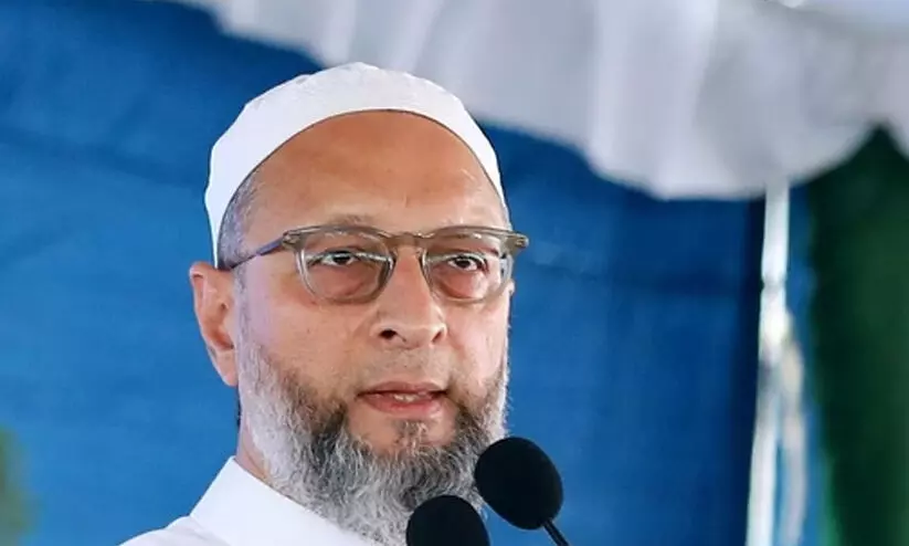 പ്രജ്വൽ രേവണ്ണയുടെ ലൈംഗിക വിവാദത്തെ കുറിച്ച് മോദിക്ക് നേരത്തെ അറിയാമായിരുന്നു -ഉവൈസി പ്രജ്വൽ രേവണ്ണയുടെ ലൈംഗിക വിവാദത്തെ കുറിച്ച് മോദിക്ക് നേരത്തെ അറിയാമായിരുന്നു -ഉവൈസി