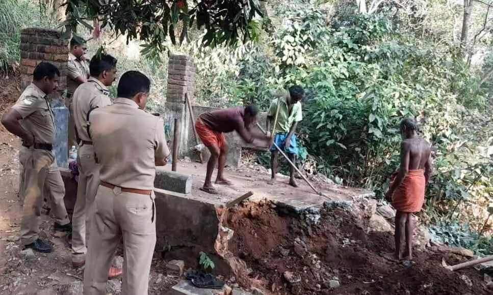 കട്ടപ്പന ഇരട്ടക്കൊല: കുഞ്ഞിന്റെ മൃതദേഹം കണ്ടെത്താനായില്ല കട്ടപ്പന ഇരട്ടക്കൊല: കുഞ്ഞിന്റെ മൃതദേഹം കണ്ടെത്താനായില്ല