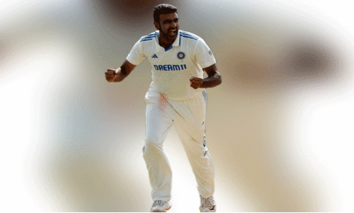 ആ​റാ​ട്ട് അ​ണ്ണ​ൻ