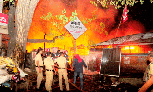 fire broke out at Kozhikode new bustand