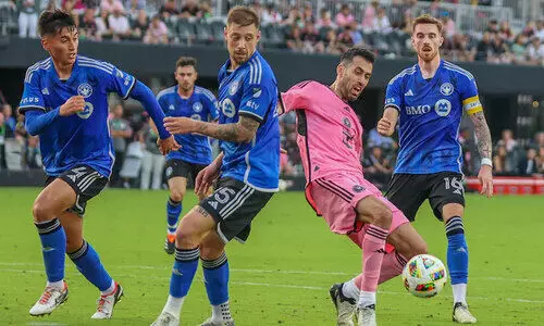 മെസ്സിയില്ലാതെ ഇറങ്ങിയ ഇന്റർ മയാമിക്ക് ലീഗിലെ ആദ്യ തോൽവി മെസ്സിയില്ലാതെ ഇറങ്ങിയ ഇന്റർ മയാമിക്ക് ലീഗിലെ ആദ്യ തോൽവി