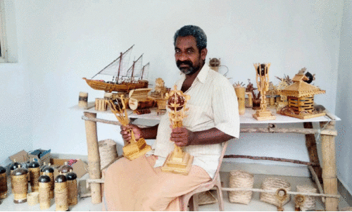 Sulochan Kani exhibiting his unsold handicrafts