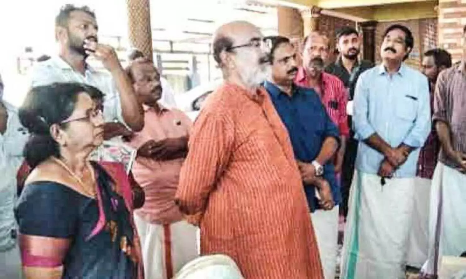 തോ​മ​സ് ഐ​സ​ക്