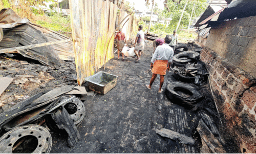 fire at new bus stand kozhikode