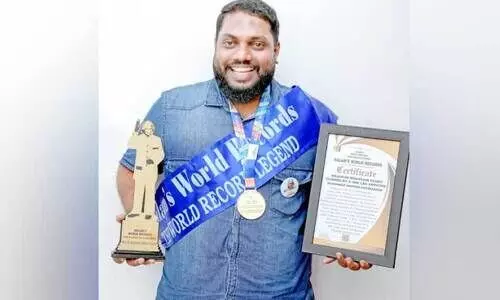 ഷ​ഫീ​ഖ്​ പാ​ണ​ക്കാ​ട​ൻ