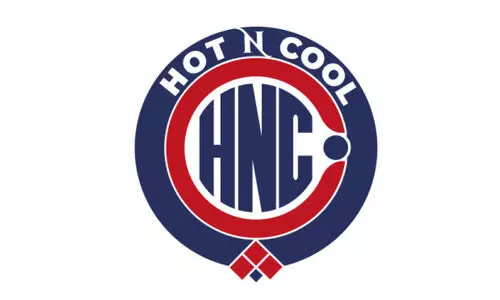 വി​ഭ​വ​സ​മൃ​ദ്ധ​മാ​യ ഇ​ഫ്താ​ർ വി​രു​ന്നു​മാ​യി   ‘ഹോ​ട്ട് എ​ൻ കൂ​ൾ’