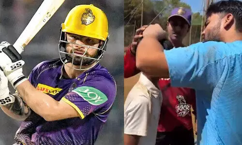 സിക്സർ പതിച്ചത് കൗമാര താരത്തിന്റെ നെറ്റിയിൽ; ഒപ്പിട്ട തൊപ്പി സമ്മാനിച്ച് റിങ്കു സിങ്