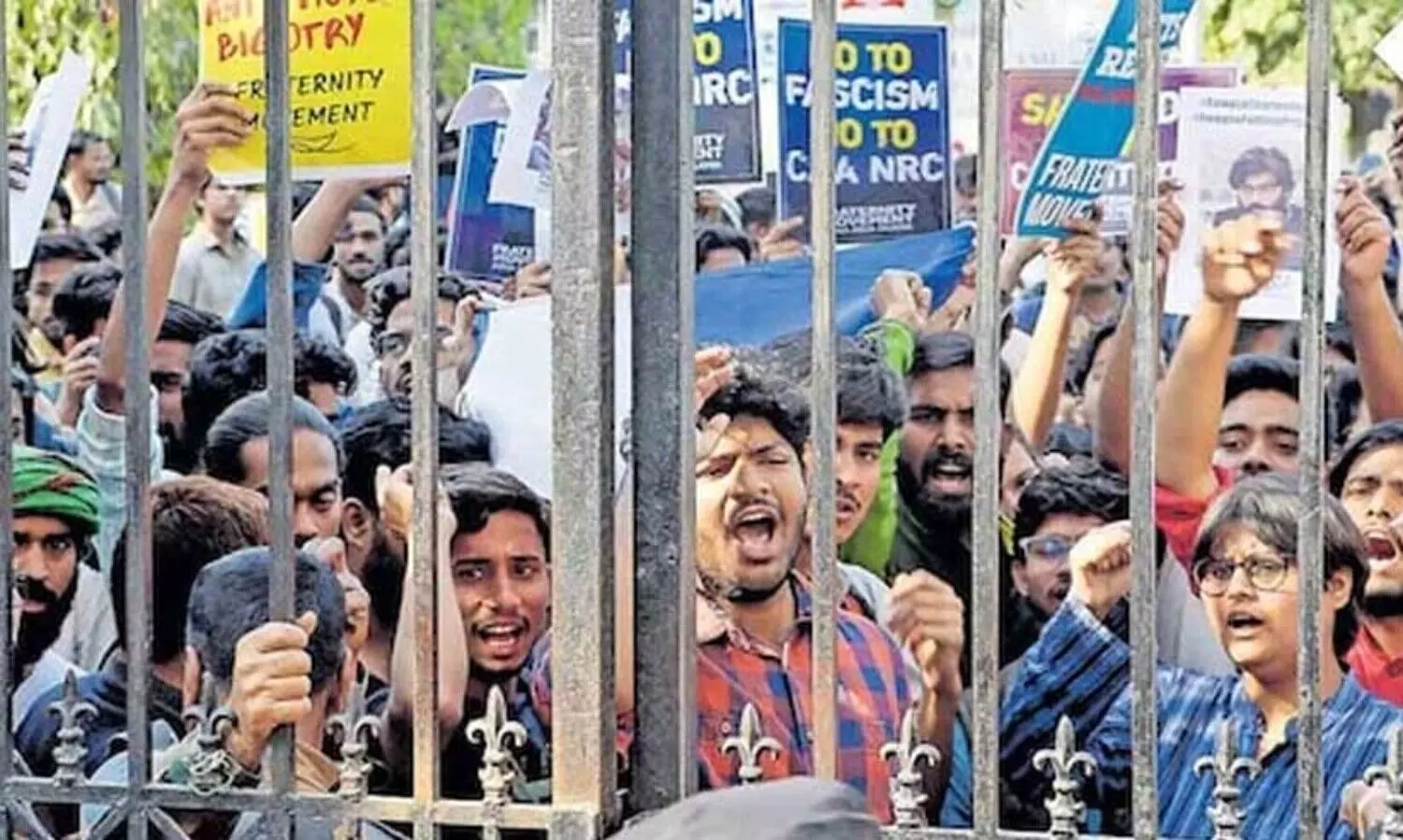 പൗരത്വ ഭേദഗതി നിയമം: സമരങ്ങളിൽ പങ്കെടുത്തവർക്കെതിരെ സംസ്ഥാനത്ത് രജിസ്റ്റർ ചെയ്തത് 835 കേസുകൾ